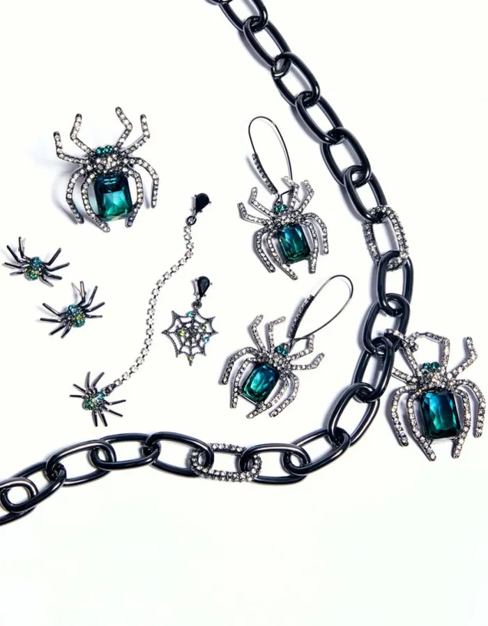 Betsey Johnson Women RICH WITCH SPIDER RING GREEN