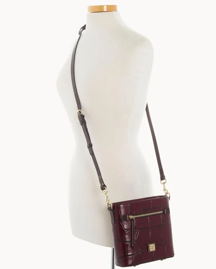 Crossbodies Women Dooney and Bourke Denison Small Zip Crossbody Bordeaux
