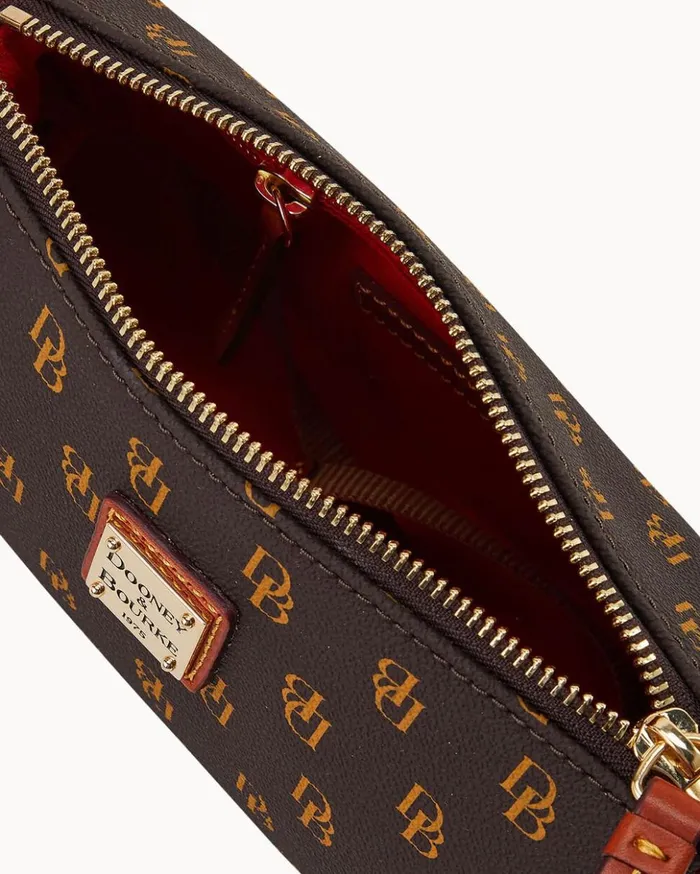 Crossbodies Women Dooney and Bourke Gretta Buffy Crossbody Brown Tmoro