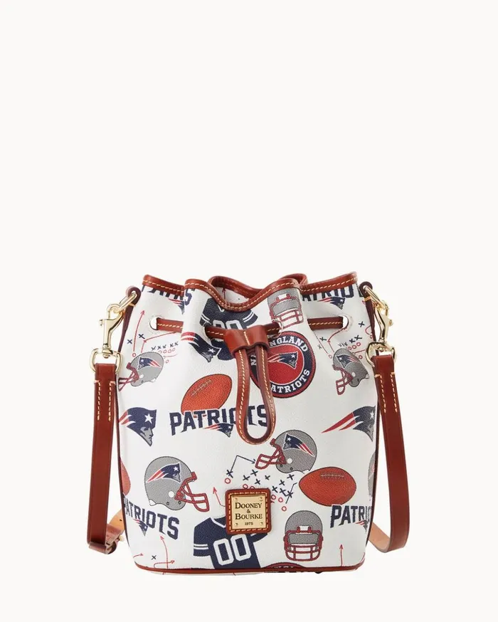Crossbodies Women Dooney and Bourke NFL Patriots Small Drawstring Patriots