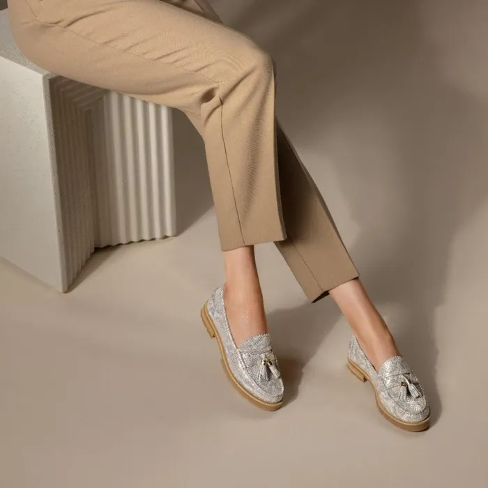 Donald Pliner Casual LENNY Pale Gold 8211 Women Donald Pliner Casual LENNY Pale Gold 8211 Women