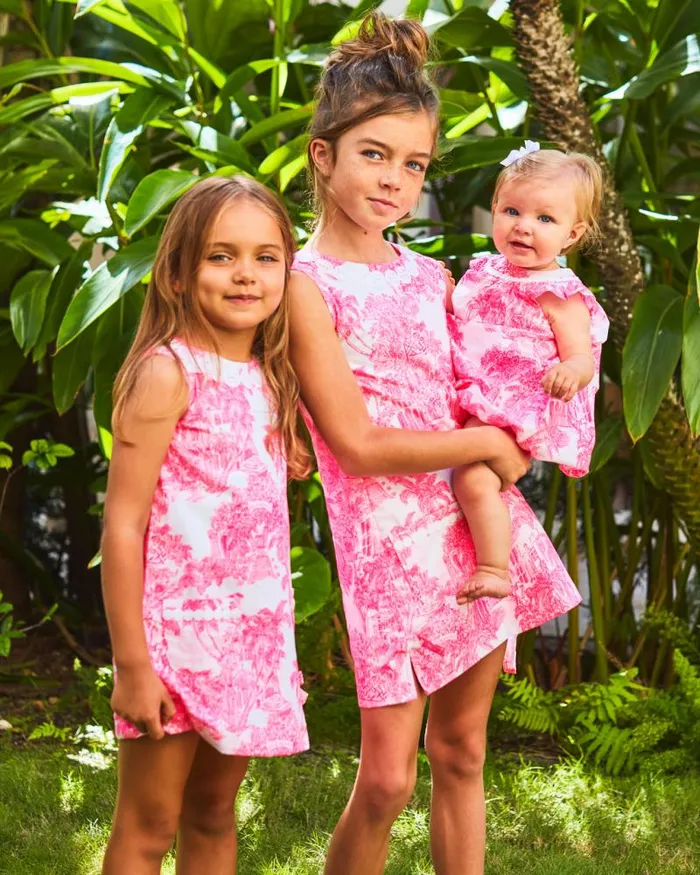 Girls Girls Dresses and Rompers Lilly Pulitzer Girls Little Lilly Classic Shift Dress Resort White Pb Anniversary Toile Girls Girls Dresses and Rompers Lilly Pulitzer Girls Little Lilly Classic Shift Dress Resort White Pb Anniversary Toile