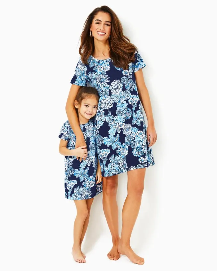 Girls Girls Dresses and Rompers Lilly Pulitzer Girls Mini Cody Dress Low Tide Navy Bouquet All Day Girls Girls Dresses and Rompers Lilly Pulitzer Girls Mini Cody Dress Low Tide Navy Bouquet All Day