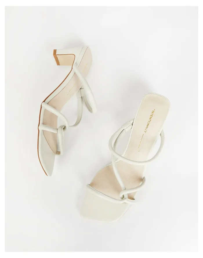 INTENTIONALLY BLANK Willow Sandals Cream Women Madewell Heels