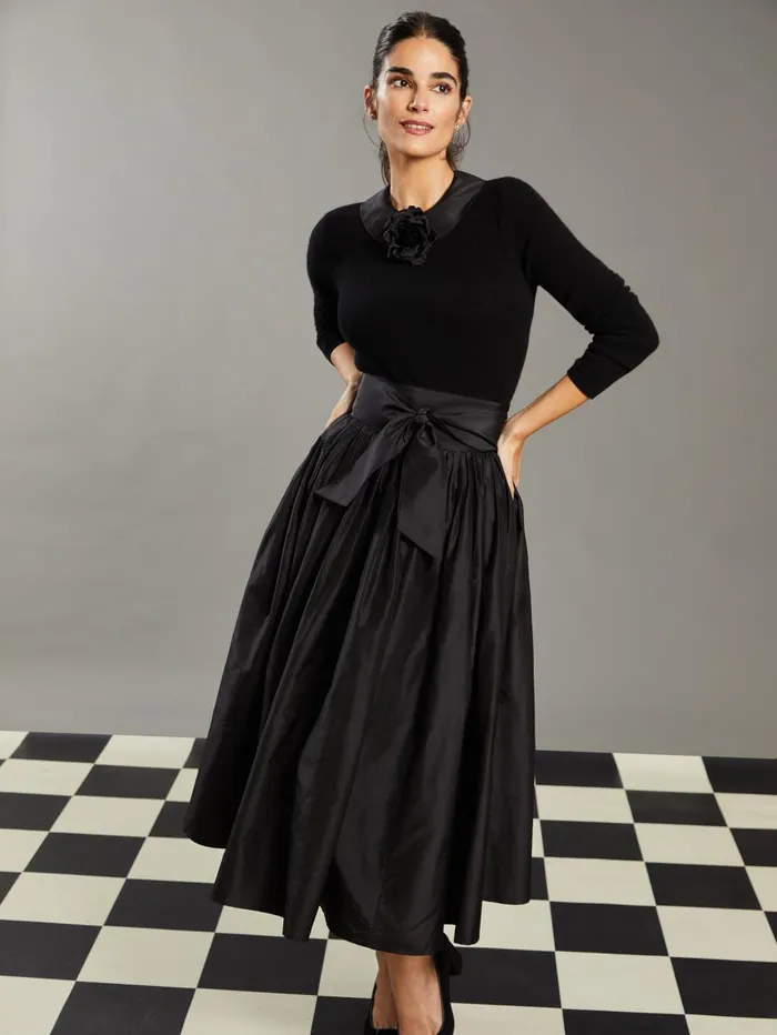 JMcLaughlin Sweaters Women Lucy Cashmere Sweater RSVP X Steven Stolman Black JMcLaughlin Sweaters Women Lucy Cashmere Sweater RSVP X Steven Stolman Black