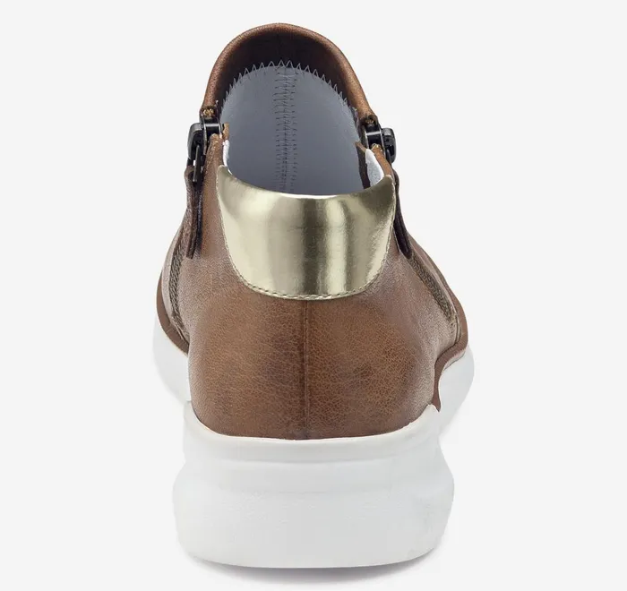 JohnstonandMurphy Boots and Booties Emery Zip Bootie Cognac Italian Washed Sheepskin 8211 Women JohnstonandMurphy Boots and Booties Emery Zip Bootie Cognac Italian Washed Sheepskin 8211 Women