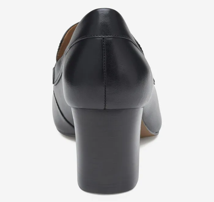 JohnstonandMurphy Mules and Loafers Eleanor Chain Loafer Black Calfskin 8211 Women