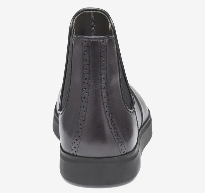 JohnstonandMurphy SlipOns and Loafers Brody Chelsea Boot Black Handstained Full Grain 8211 Men JohnstonandMurphy SlipOns and Loafers Brody Chelsea Boot Black Handstained Full Grain 8211 Men