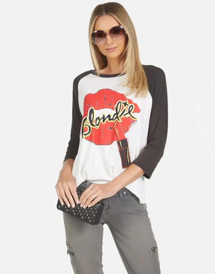 Kenya Blondie Kiss Milkonyx Women039s Lauren Moshi Short Sleeve