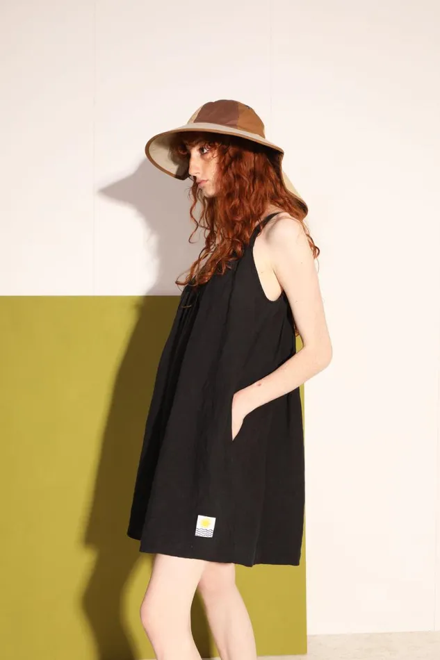 LF Markey Dungarees Women Basic Linen Romper Black