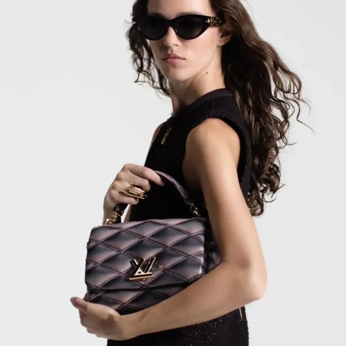 Louis Vuitton M23569 GO14 MM BlackPink 8211 Louis Vuitton Handbag Store Women Louis Vuitton Twist Bag