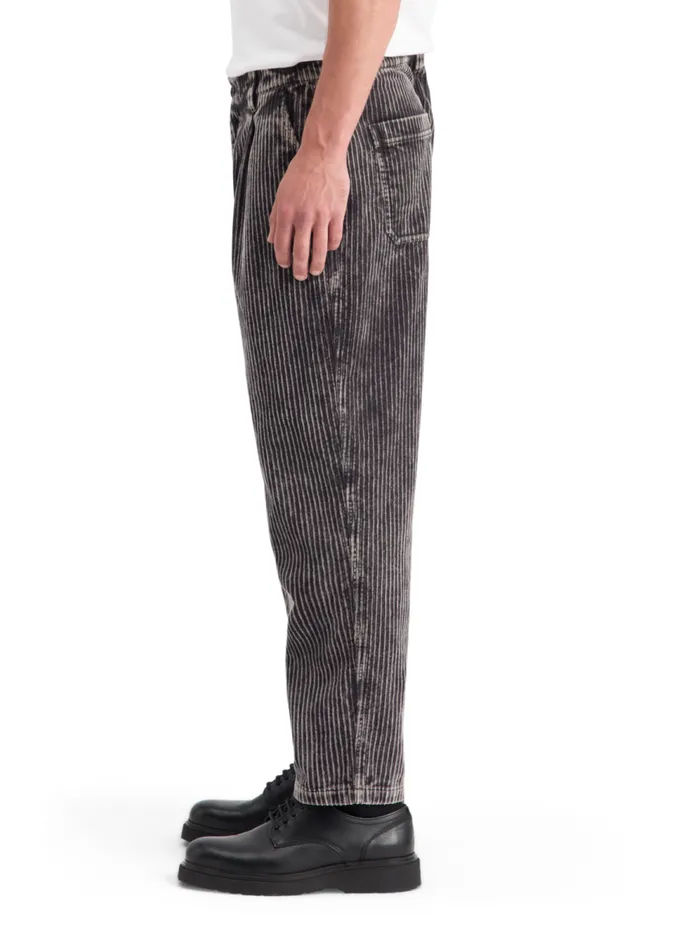 Men LOOSE TAPERED PLEATED WASHED CORDUROY CHINO Black Scotch and Soda Pants