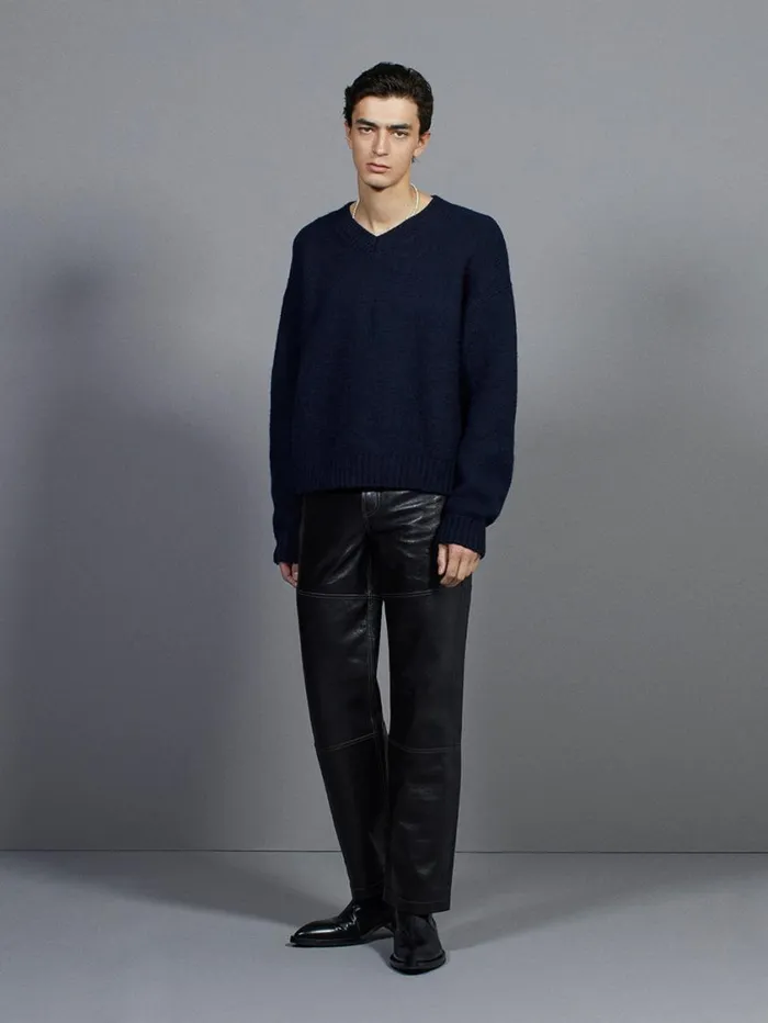 Men Sweaters and Hoodies FRAME Chunky VNeck Sweater 8212 Navy