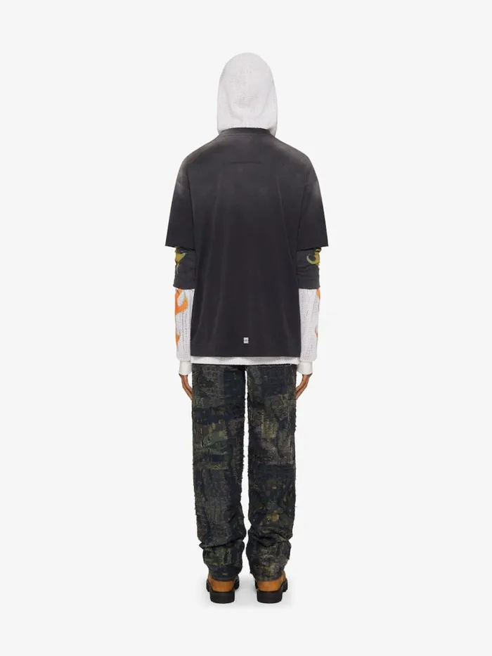 Men TShirts Givenchy Casual Fit Tshirt In Cotton With GIVENCHY Ring Print Black