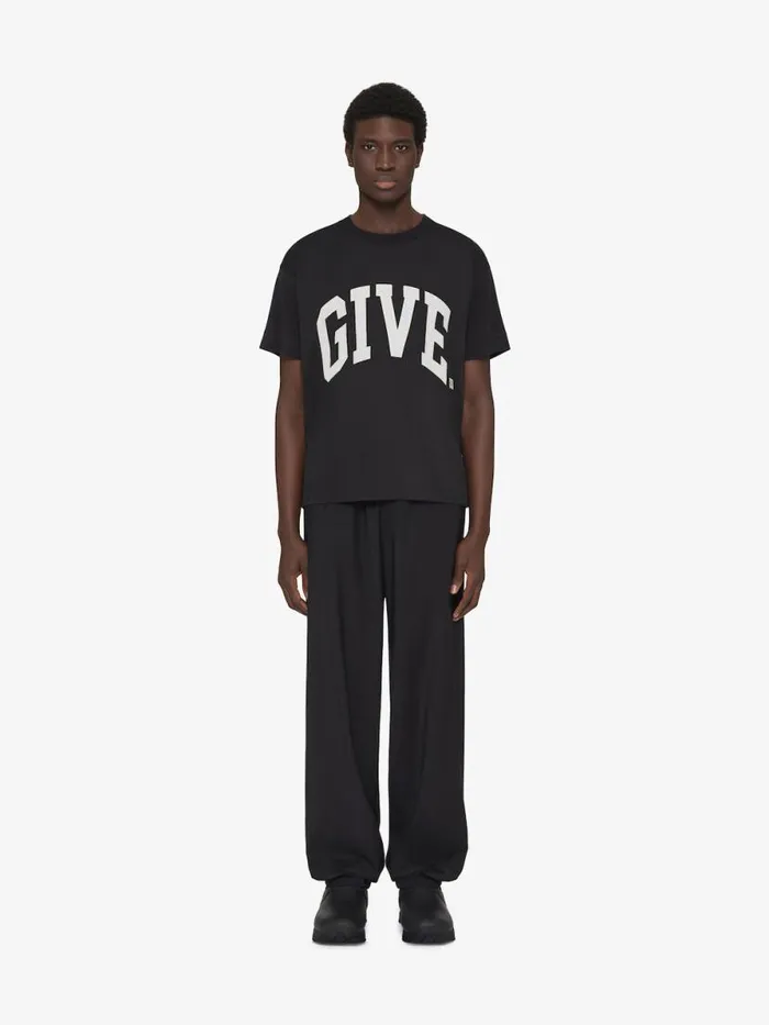 Men TShirts Givenchy GIVENCHY College Boxy Fit Tshirt In Cotton Black