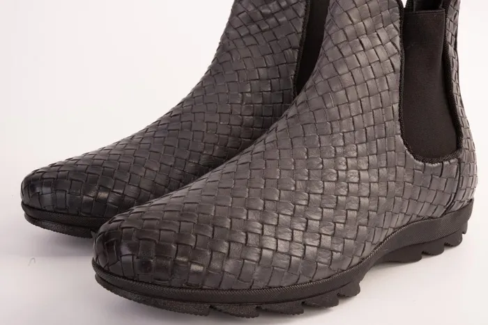 Men The Luxpre Grey Leather Handwoven Casual Chelsea Boot Vinci Leather Boots