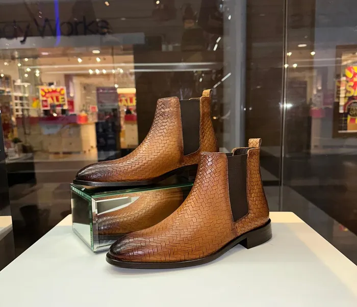 Men The Oslo Tan Leather Chelsea Boot Vinci Leather Boots