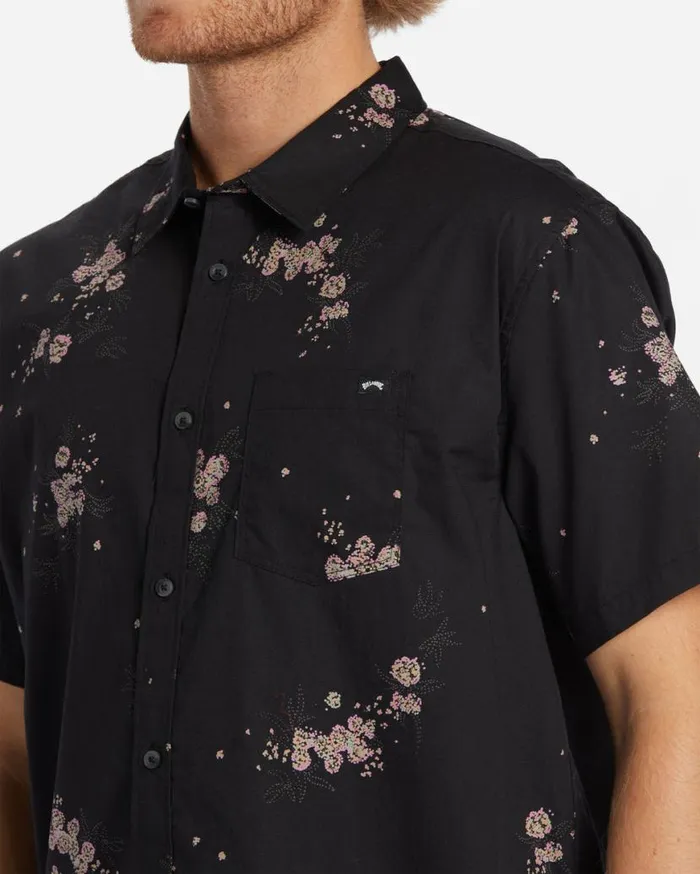 Mens Sundays Mini Short Sleeve Shirt Phantom Billabong Shirts Mens Sundays Mini Short Sleeve Shirt Phantom Billabong Shirts