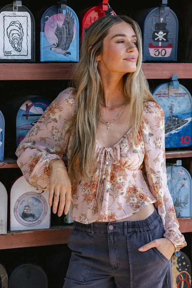 O039NEILL NOA NAYA FLORAL LONG SLEEVE TOP Rose Dust Women Clothing
