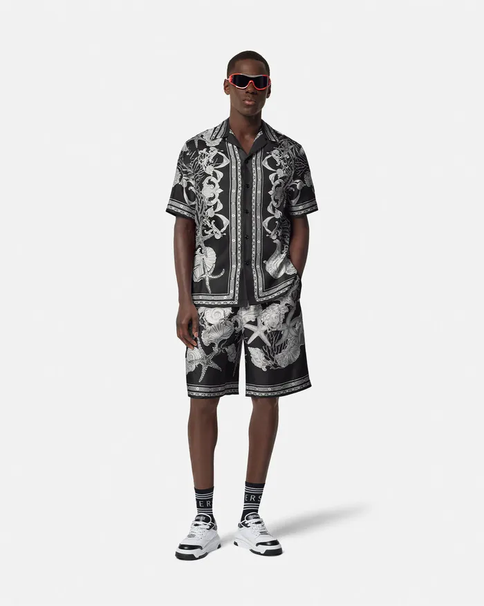 Pants and Shorts Men Versace Barocco Sea Silk Shorts Blackprint