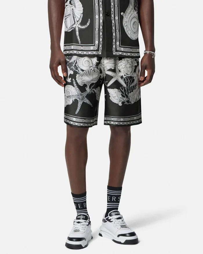 Pants and Shorts Men Versace Barocco Sea Silk Shorts Blackprint