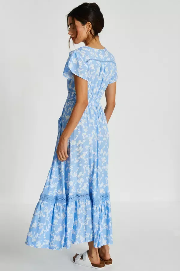 Quiz Clothing Casual Clothing Blue Ditsy Floral Crochet Trim Maxi Dress 8211 Women