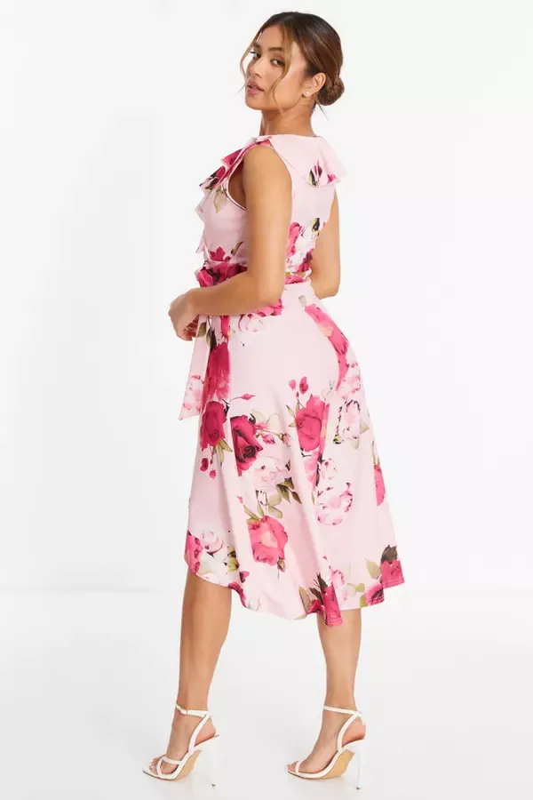 Quiz Clothing Dresses Petite Light Pink Floral Dip Hem Midi Dress 8211 Women Quiz Clothing Dresses Petite Light Pink Floral Dip Hem Midi Dress 8211 Women