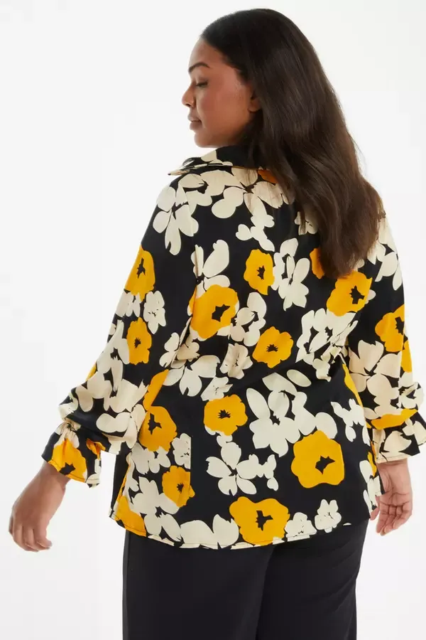 Quiz Clothing Tops Curve Black Floral Satin Frill Cuff Blouse 8211 Women