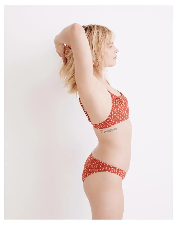 Second Wave Gathered Bikini Top In Ditsy Floral Scarlet Women Madewell Swim Second Wave Gathered Bikini Top In Ditsy Floral Scarlet Women Madewell Swim