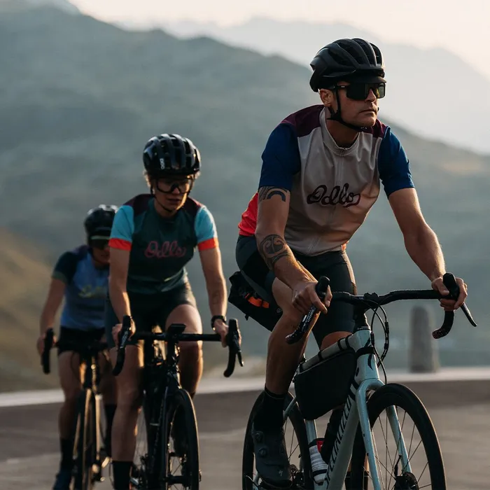 The Essentials Heritage Cycling Jersey Silver Cloud Men Odlo TShirts and Polos