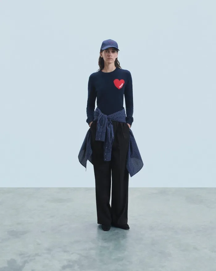 Tote Bags From Future Embroidered Heart Curved Visor Cap Navy