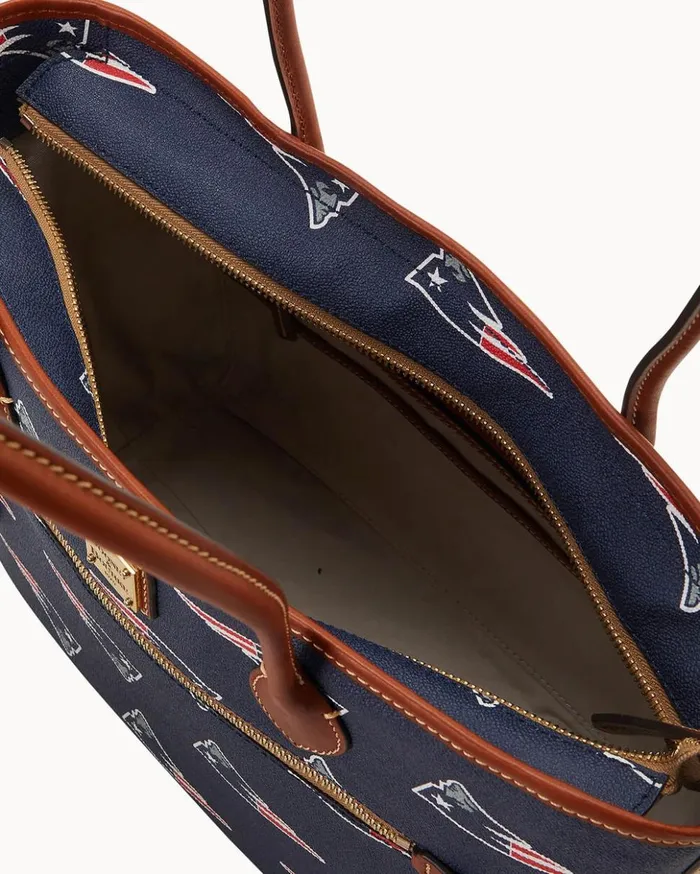 Totes Women Dooney and Bourke NFL Patriots Tote Patriots Totes Women Dooney and Bourke NFL Patriots Tote Patriots