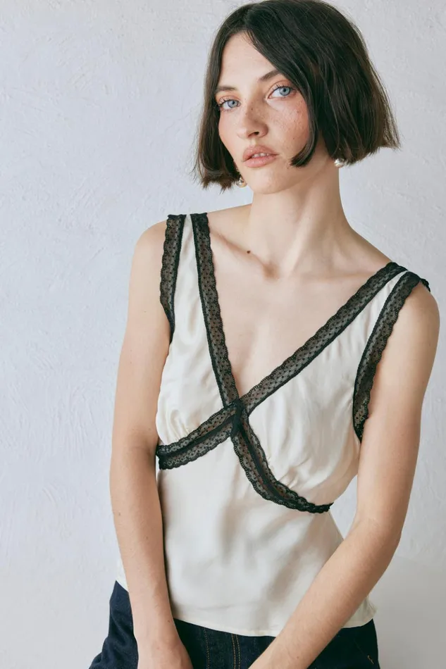 VRG GRL Sleeveless Women Andi Top Cream