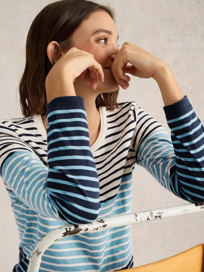 White Stuff Shirts and Blouses CREW NECK CLARA TEE Blue Multi 8211 Women White Stuff Shirts and Blouses CREW NECK CLARA TEE Blue Multi 8211 Women
