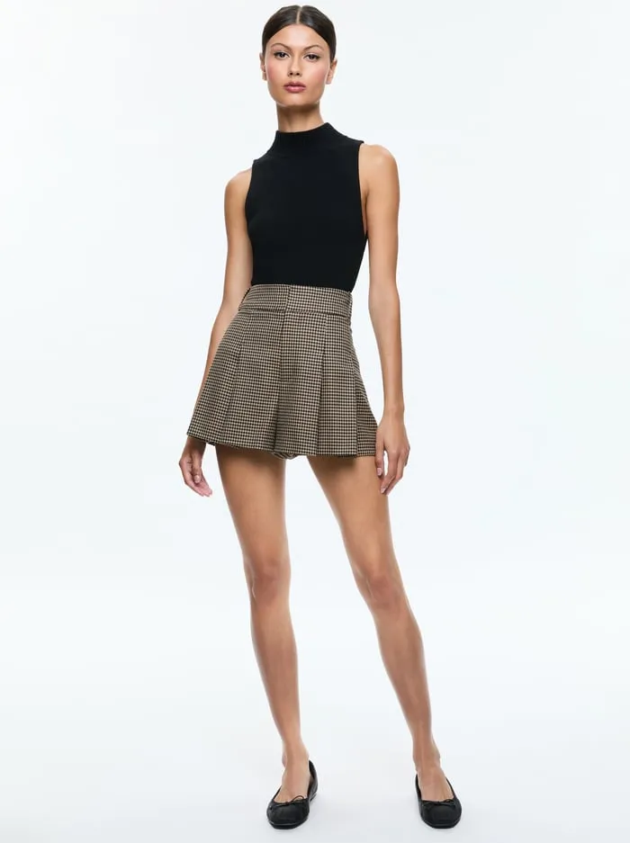 Women Alice Olivia Shorts Scarlet Flutter Short Camelblack
