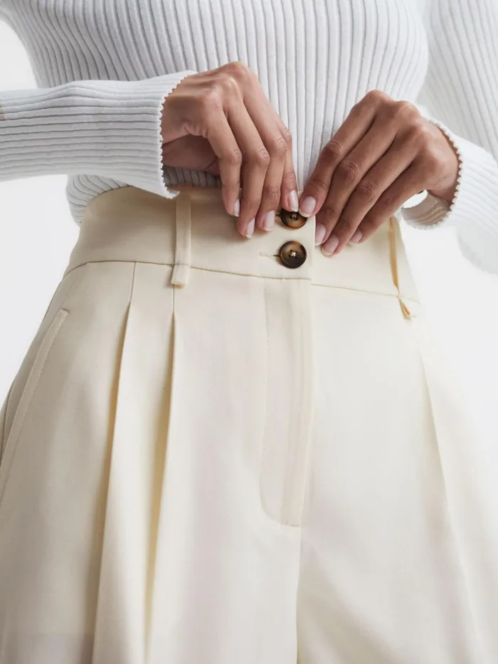 Women Ember Tailored Shorts Cream Reiss Shorts