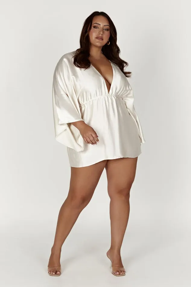 Women Esmerlda Pleated Kimono Mini Dress 8211 Ivory Ivory Meshki Mini Dresses