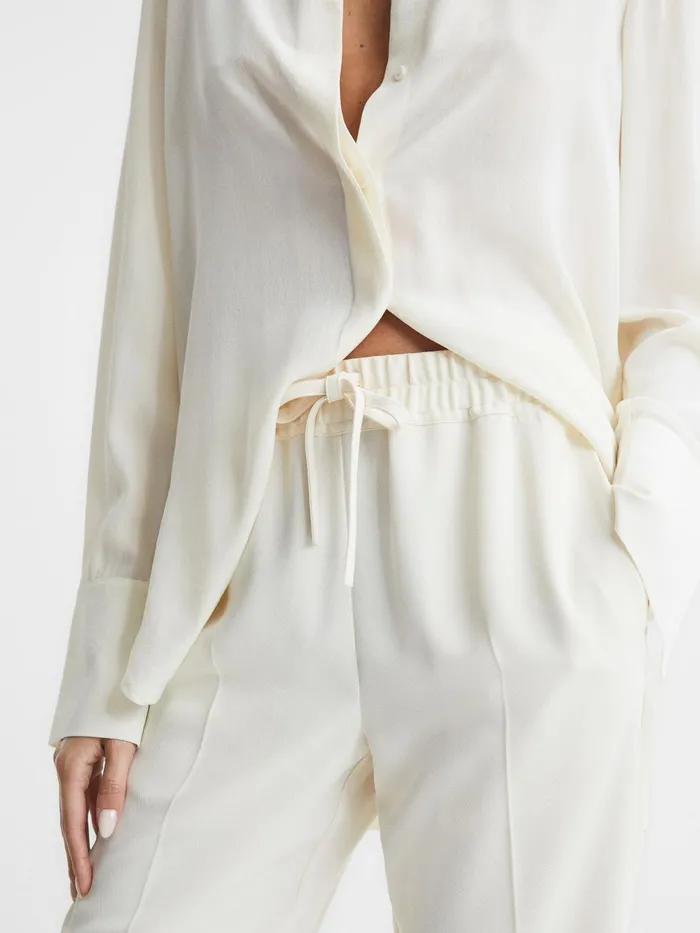 Women Hailey PullOn Tapered Trousers Cream Reiss Trousers