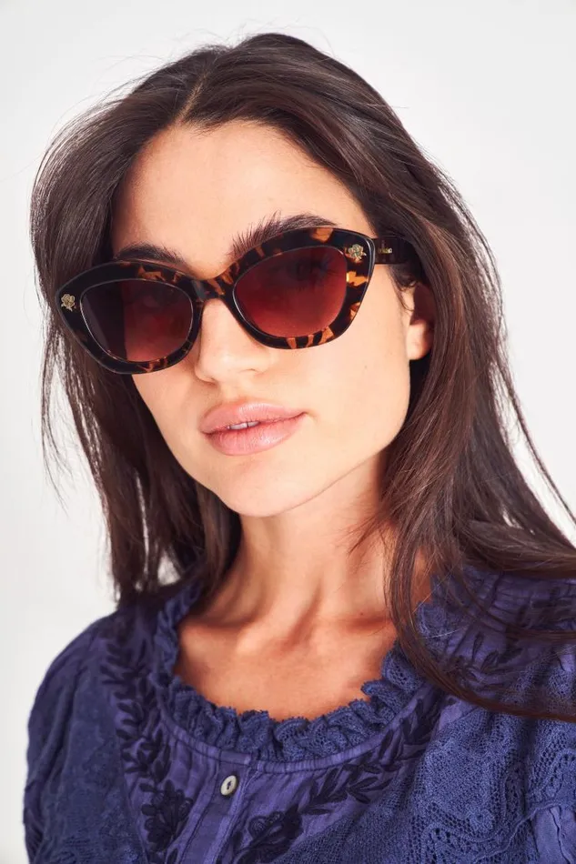Women Hessel Cat Eye Sunglasses Light Tortoise LoveShackFancy Sunglasses