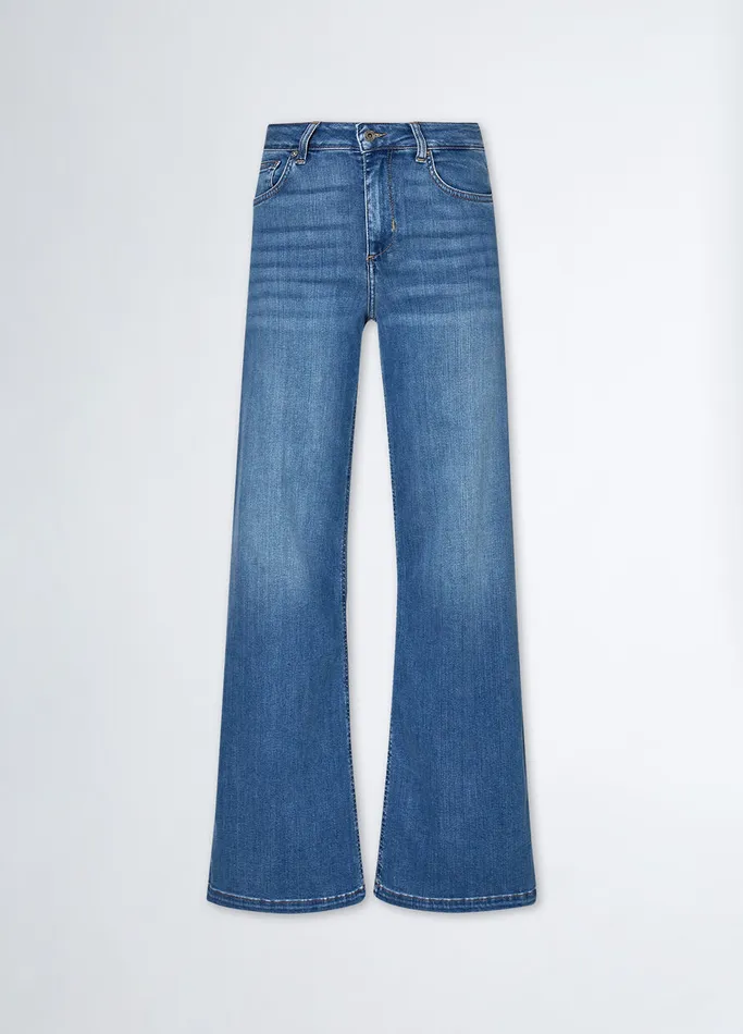 Women Liujo Jeans HighRise Flared Jeans Light Denim