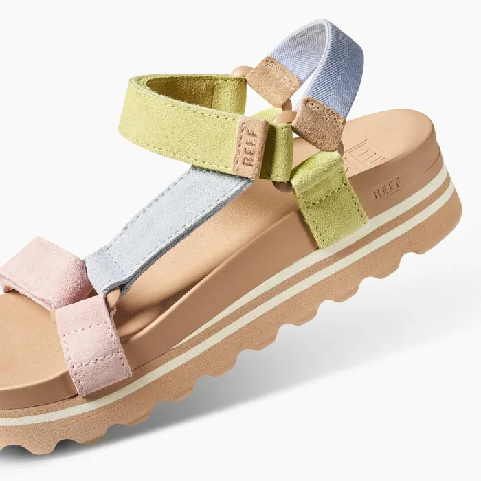 Women Reef Sandals Cushion Rem Hi Meringue