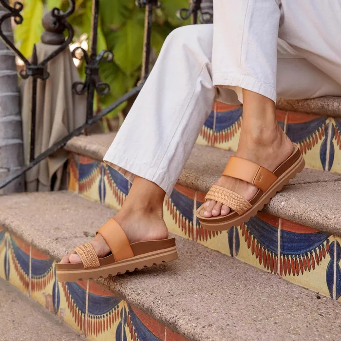Women Reef Slides Cushion Vista Hi Natural Braid