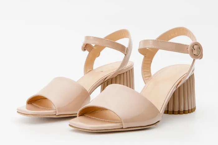 Women The Bamba Cream Patent Leather Sandal Vinci Leather Sandals