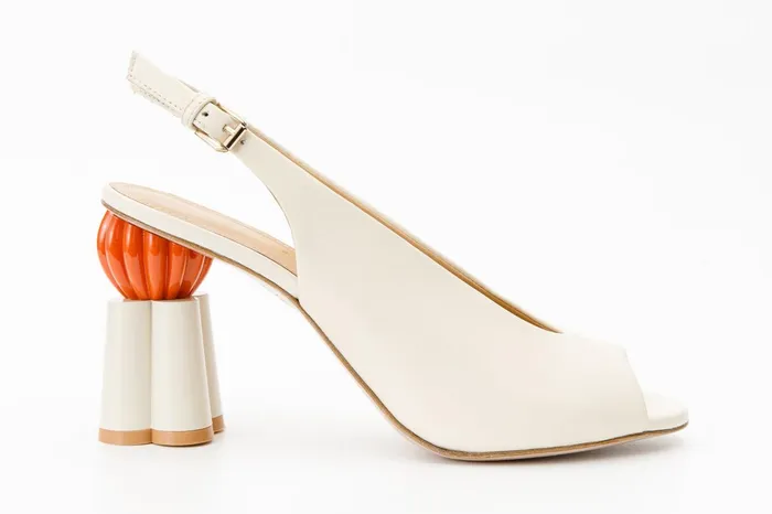 Women The Cimla Cream Leather Pumpkin Heel Sandal Vinci Leather Sandals