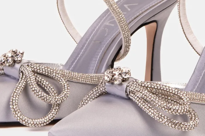 Women The Floransa Silver Leather Pointy Toe Ankle Strap WomenSandal Vinci Leather Sandals