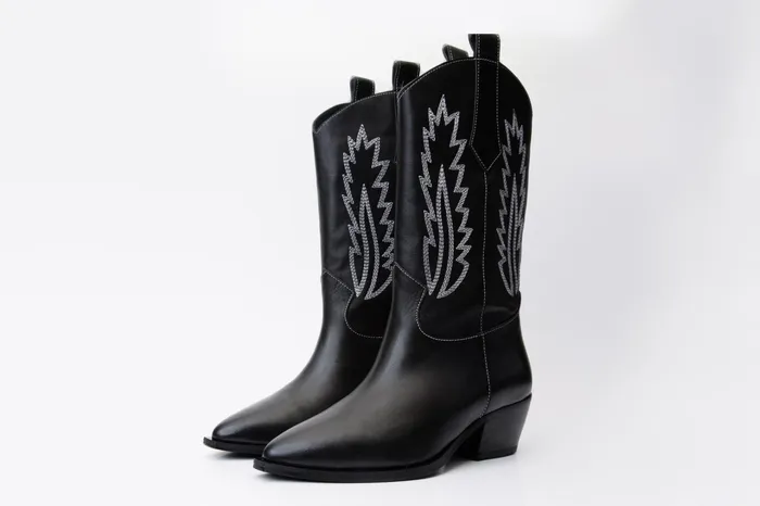 Women The Togg Black Leather Cowboy Boot Vinci Leather Boots and Booties