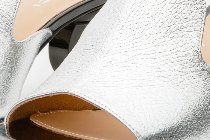 Women The Tory Silver Leather Sandal Vinci Leather Sandals