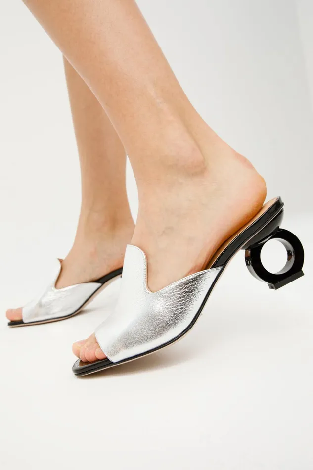 Women The Tory Silver Leather Sandal Vinci Leather Sandals