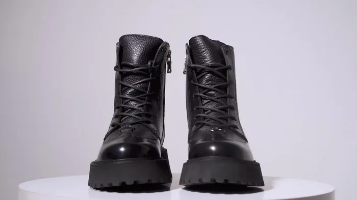 Women The Yildiz Black Leather LaceUp Ankle Boot With A Side Zipper Vinci Leather Best Sellers