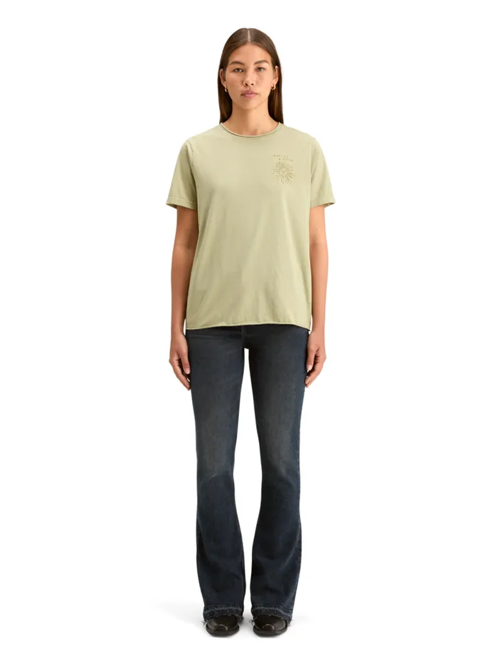 Women WASHED WITH CHEST ARTWORK RELAXED FIT TSHIRT Washed Sage Scotch and Soda Tops and TShirts